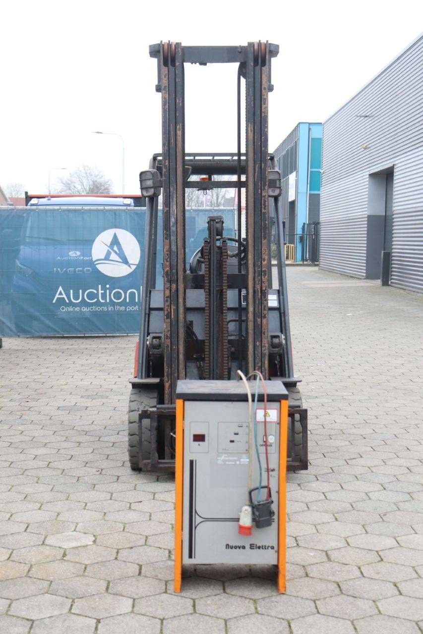 Toyota 7FBMF25 Electric Forklift 2500kg 6.5m 2005
