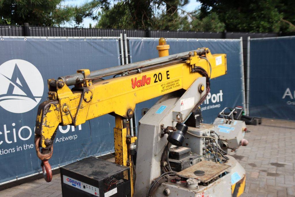 Valla 20 E Electric Crane 2000kg 2006