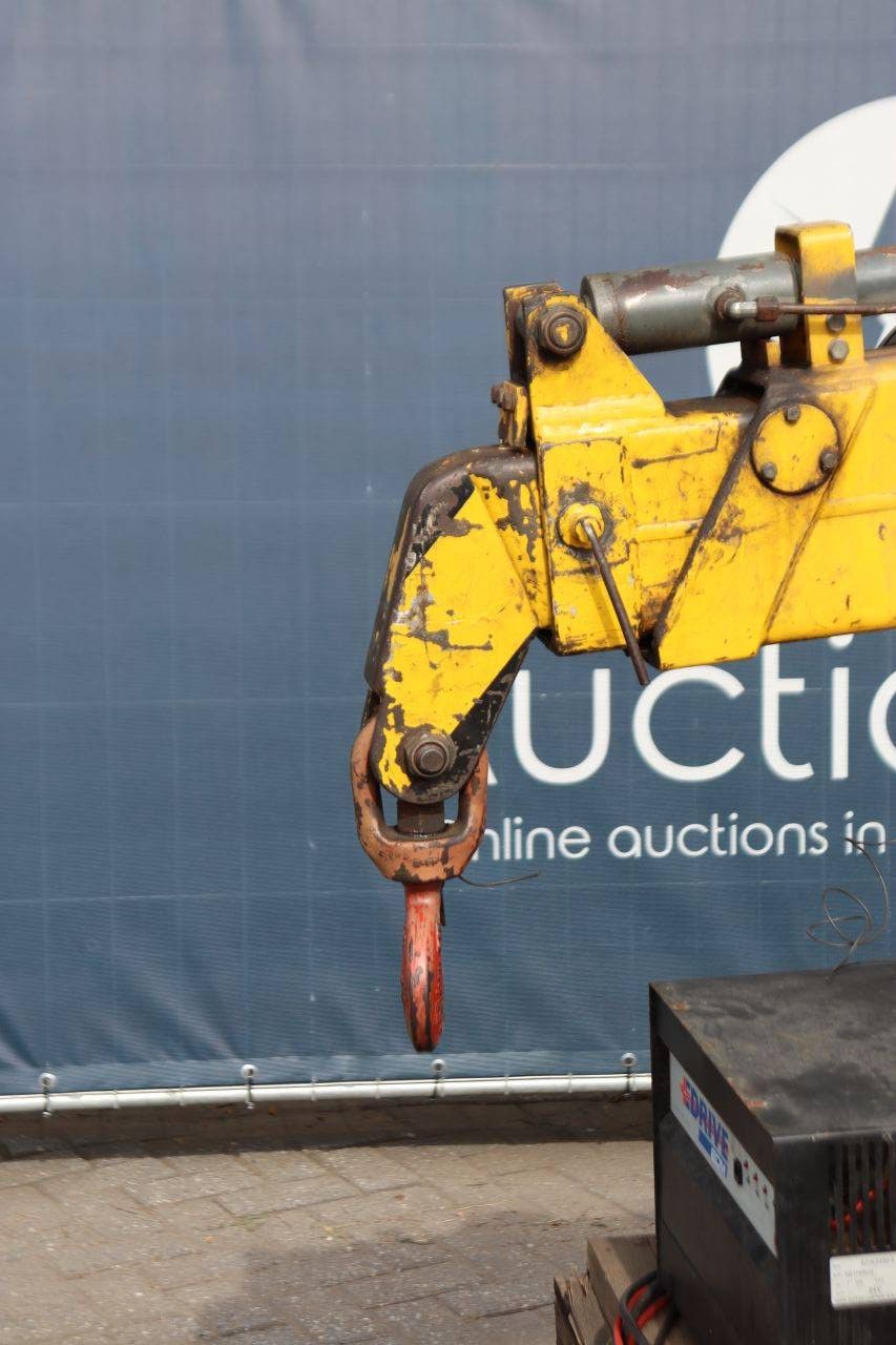 Valla 20 E Electric Crane 2000kg 2006