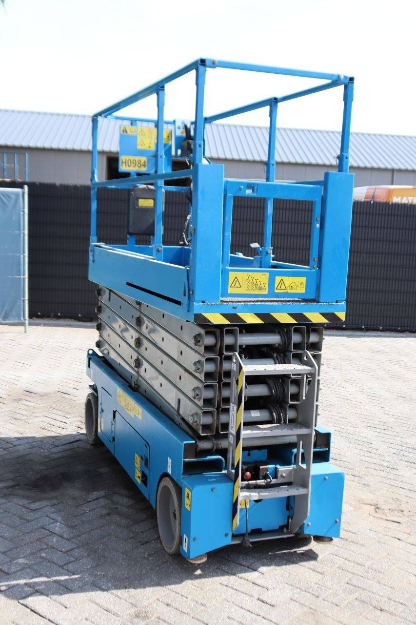 Scherenbühne Genie GS-3232 Elektrisch 11,6 m 2011