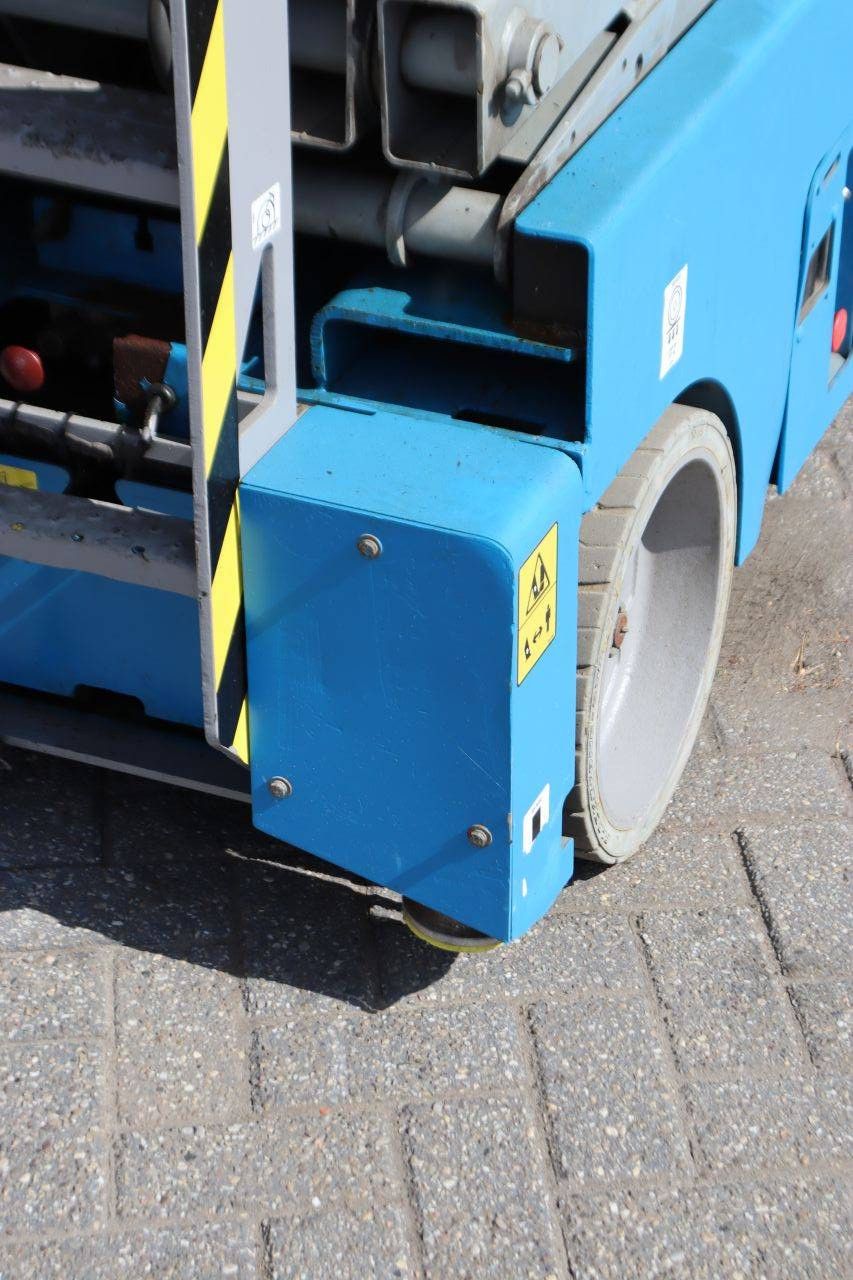 Scherenbühne Genie GS-3232 Elektrisch 11,6 m 2011