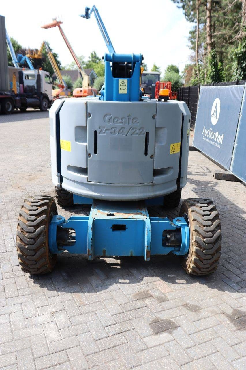 Articulating boom lift Genie Z-34/22 Diesel 12.5m 2014