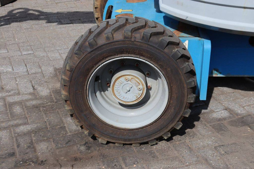 Articulating boom lift Genie Z-34/22 Diesel 12.5m 2014
