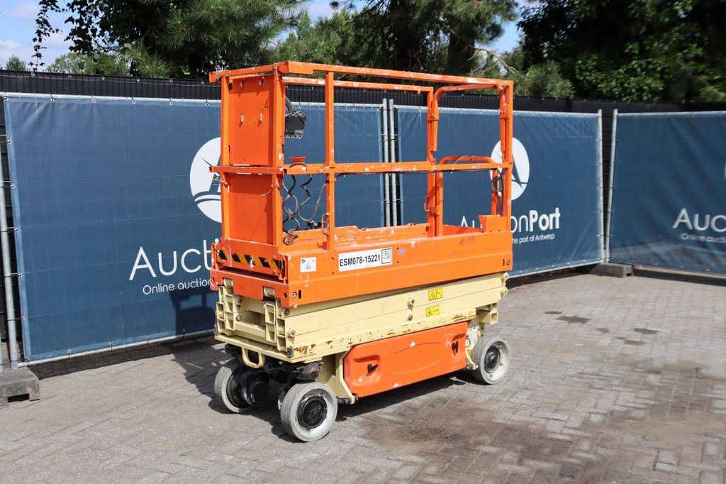 Scissor lift JLG 1930-ES Electric 7.72m 2015