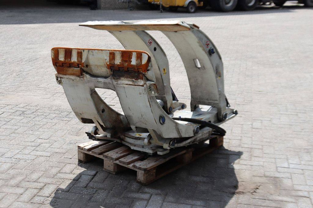 Bale clamp Cascade 38H-RCF-4A-0130 R1 2021