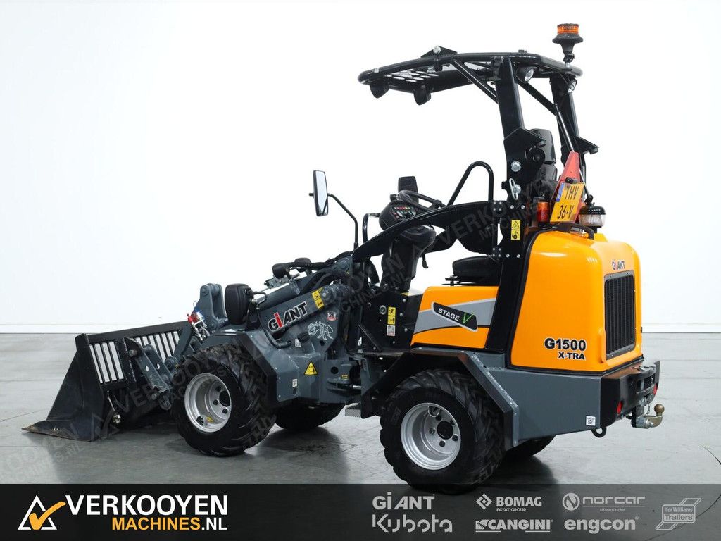 2021 Giant G1500 X-tra VK10969