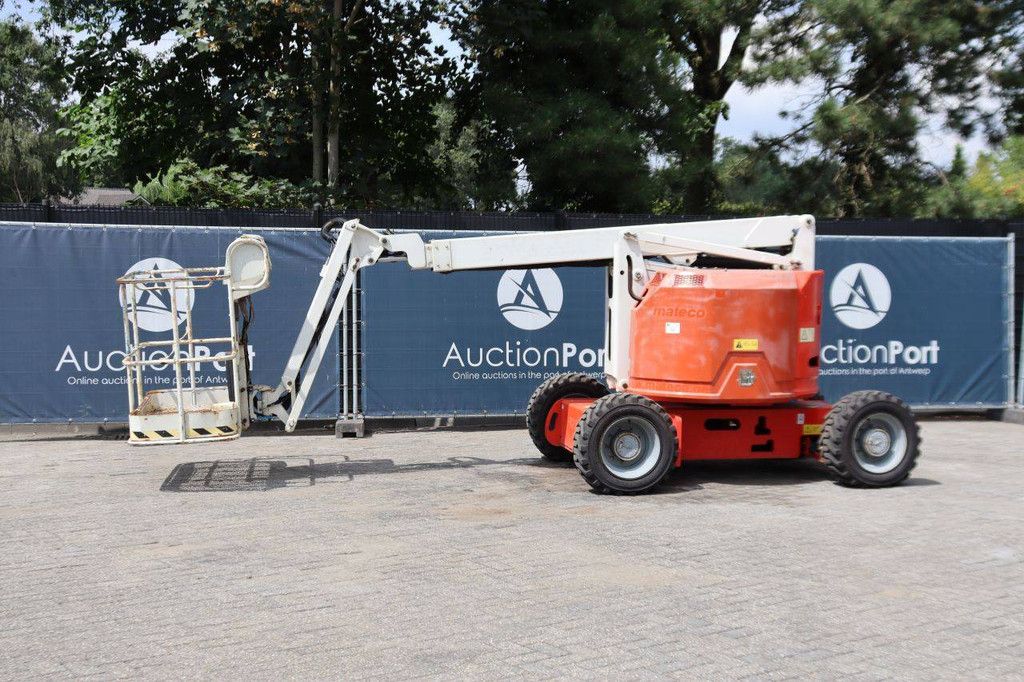 Articulating boom lift Genie Z-34/22 Diesel 12.5m 2015