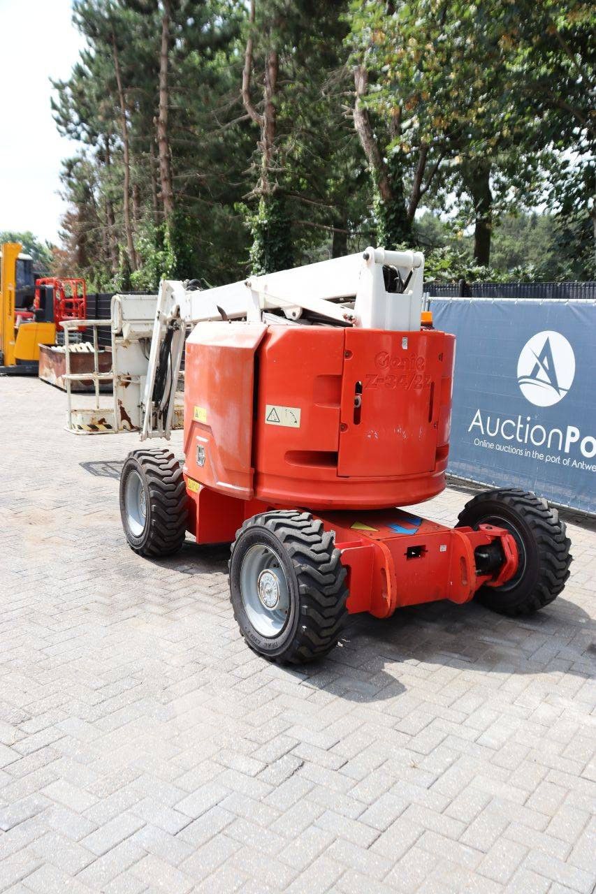 Articulating boom lift Genie Z-34/22 Diesel 12.5m 2015