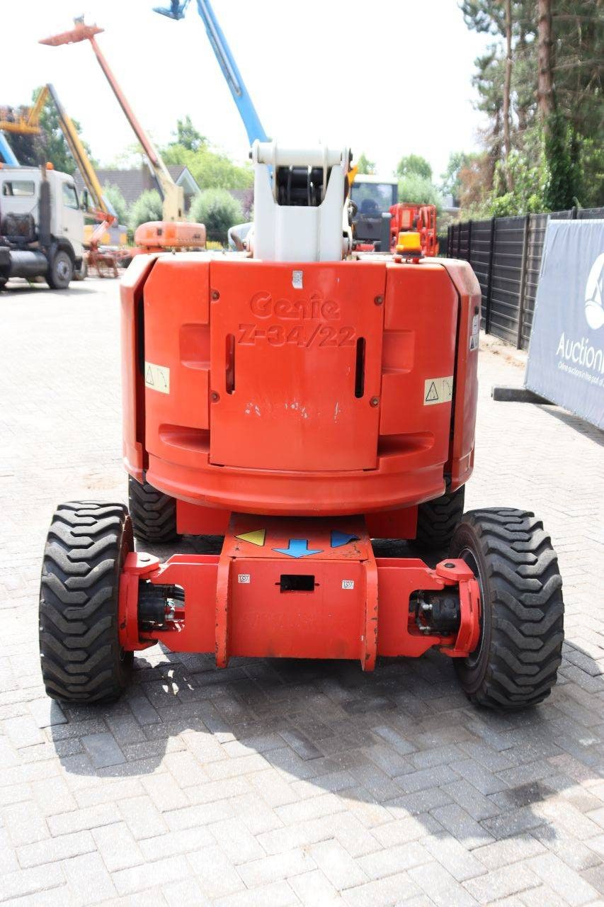 Articulating boom lift Genie Z-34/22 Diesel 12.5m 2015