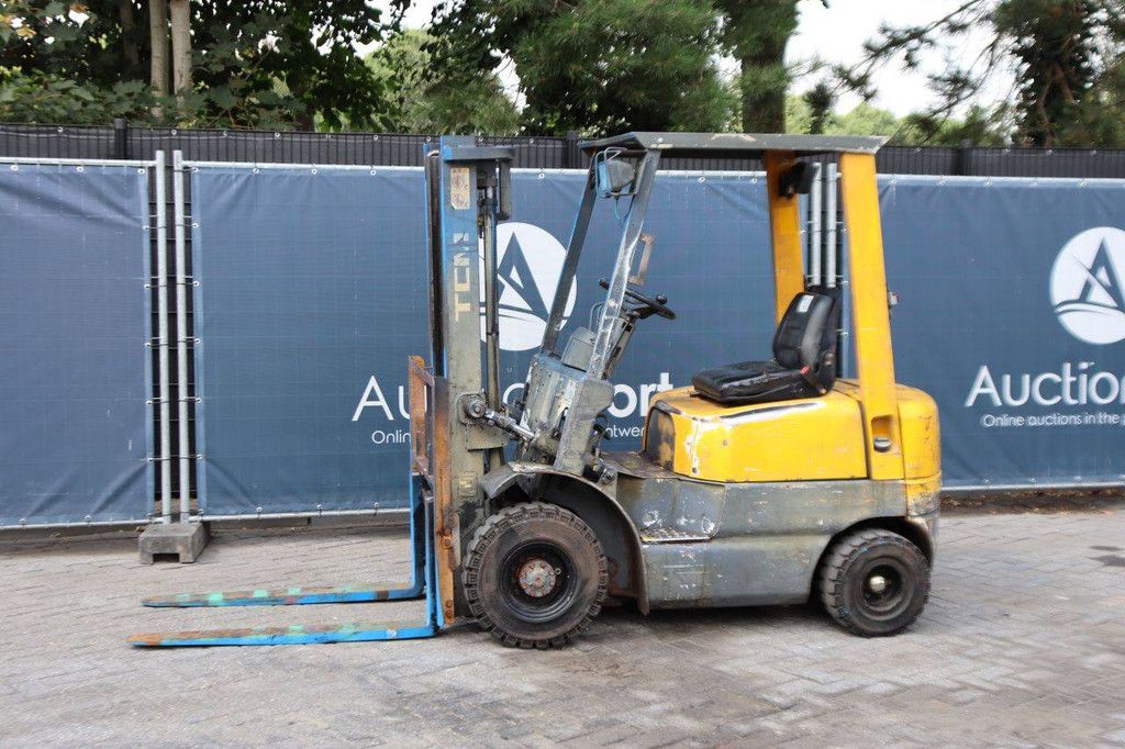 Gabelstapler TCM FHD15Z8 Diesel 1500 kg 4,0 m