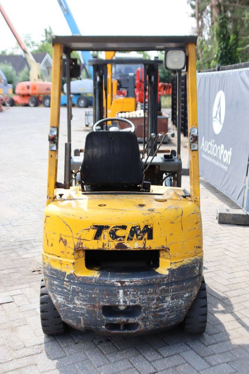 Gabelstapler TCM FHD15Z8 Diesel 1500 kg 4,0 m