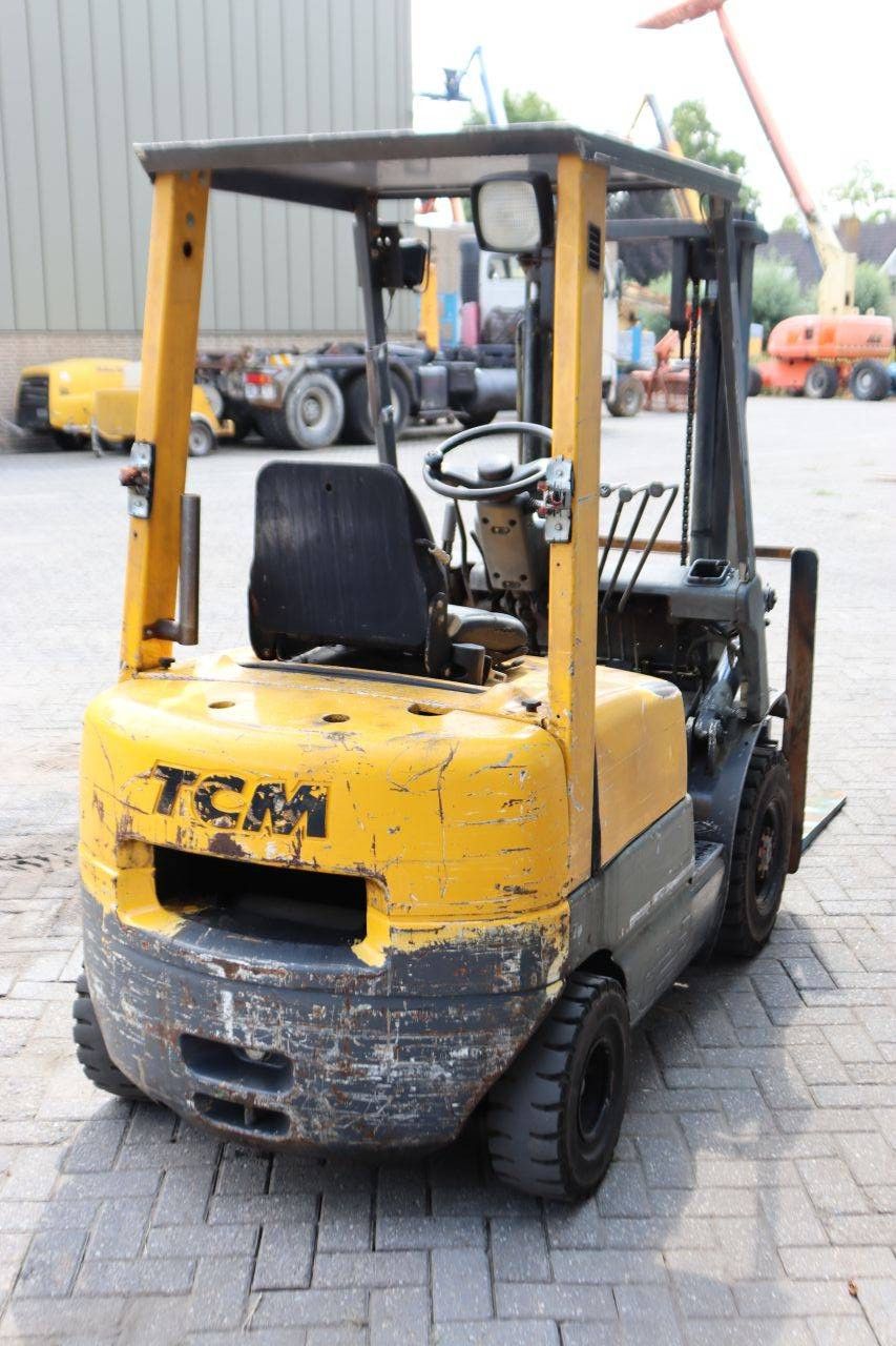 Gabelstapler TCM FHD15Z8 Diesel 1500 kg 4,0 m