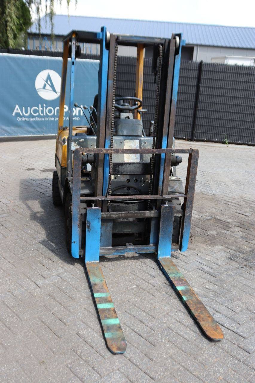 Gabelstapler TCM FHD15Z8 Diesel 1500 kg 4,0 m