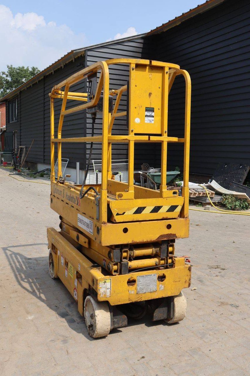 Pinguely-Haulotte Optimum 8 Scissor Lift Electric 230kg 7.8m 2005