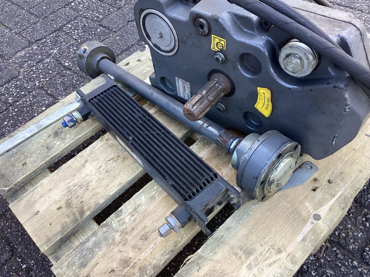 Valtra Zuidberg front PTO