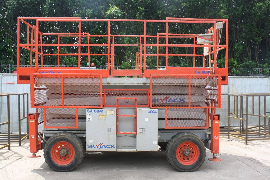 Schaarhoogwerker Skyjack SJ8841 Diesel 681kg 14.5m