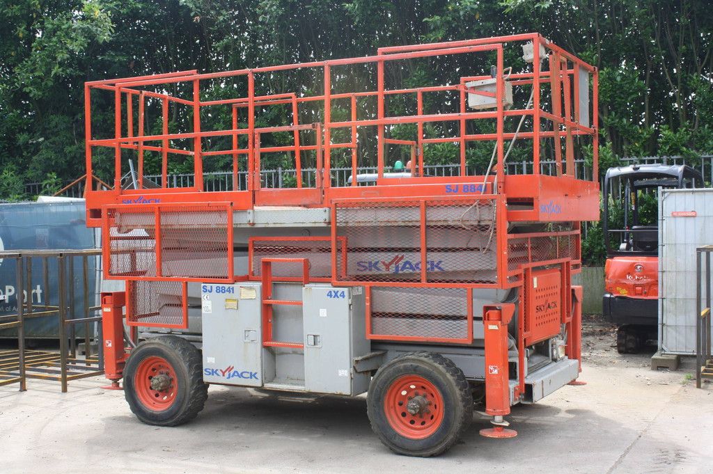Schaarhoogwerker Skyjack SJ8841 Diesel 681kg 14.5m