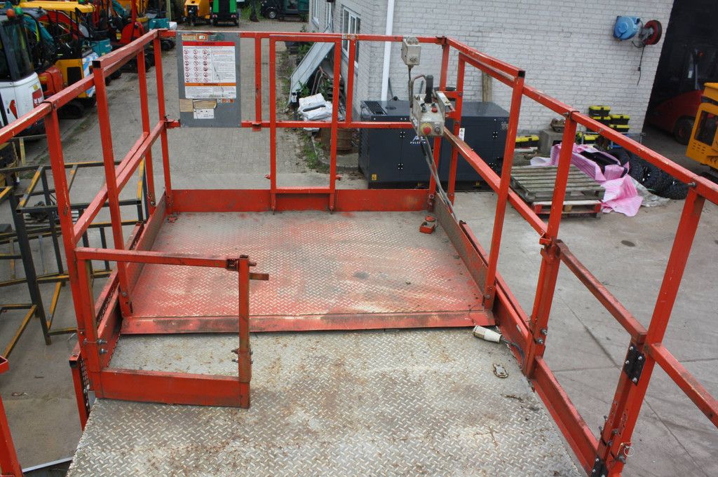 Schaarhoogwerker Skyjack SJ8841 Diesel 681kg 14.5m
