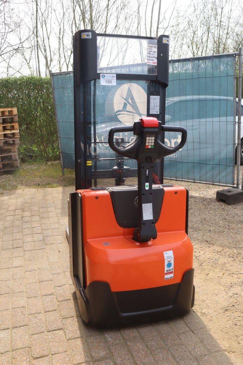 Stapler BT SWE140L Elektro 1400 kg 2,65 m 2015