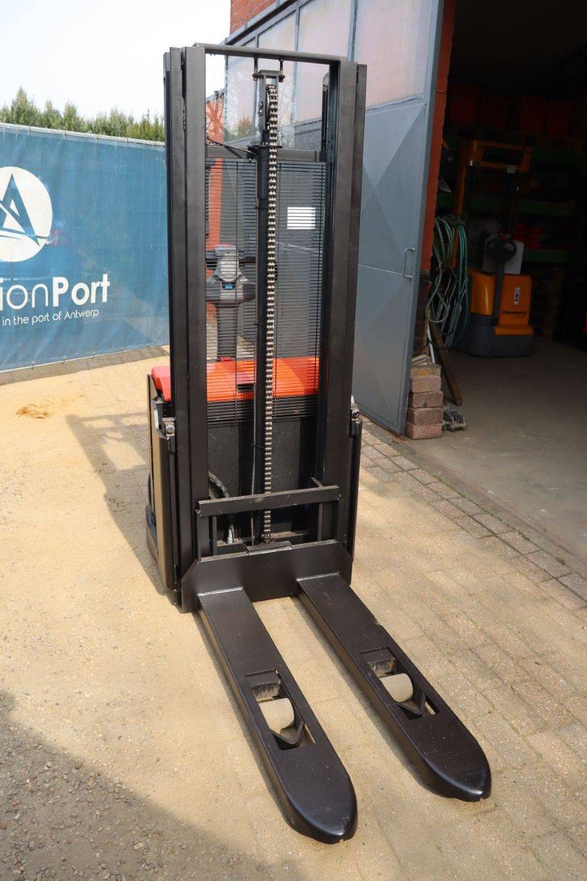 Stacker Toyo SWE120 Electric 1200kg 2.9m 2017