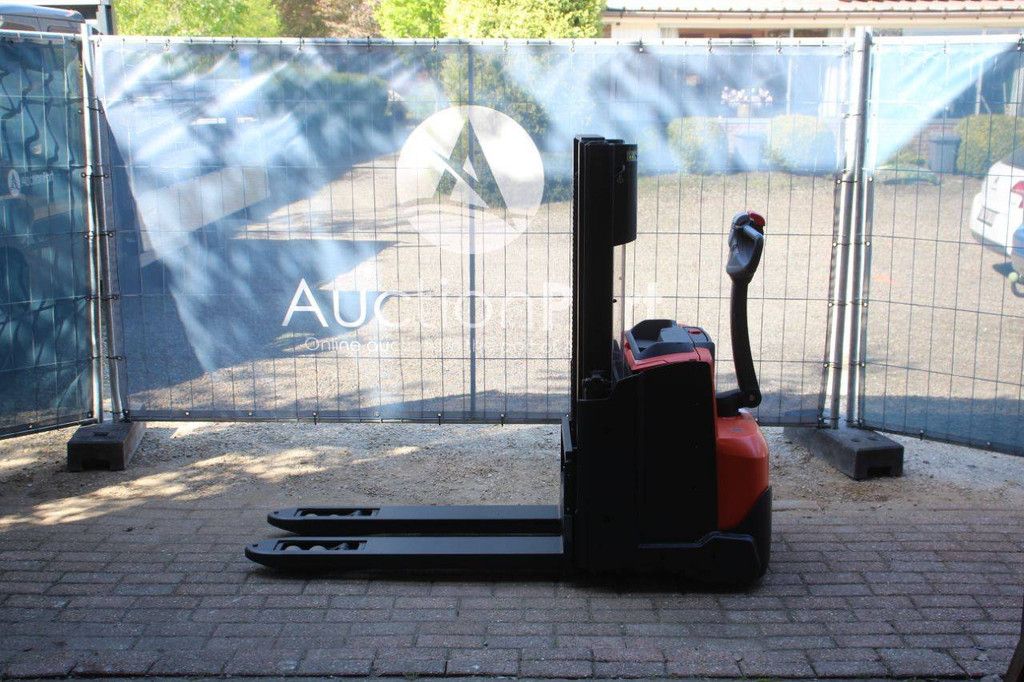 Toyota SWE200D Elektrostapler 1000 kg 2,1 m 2022