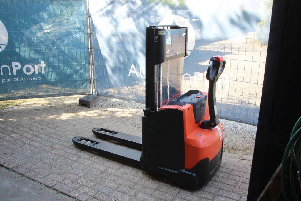 Toyota SWE200D Elektrostapler 1000 kg 2,1 m 2022