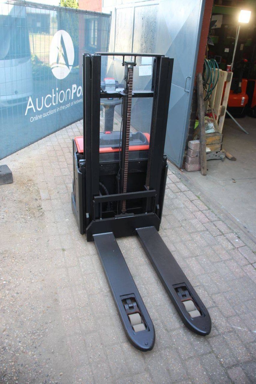 Toyota SWE200D Elektrostapler 1000 kg 2,1 m 2022