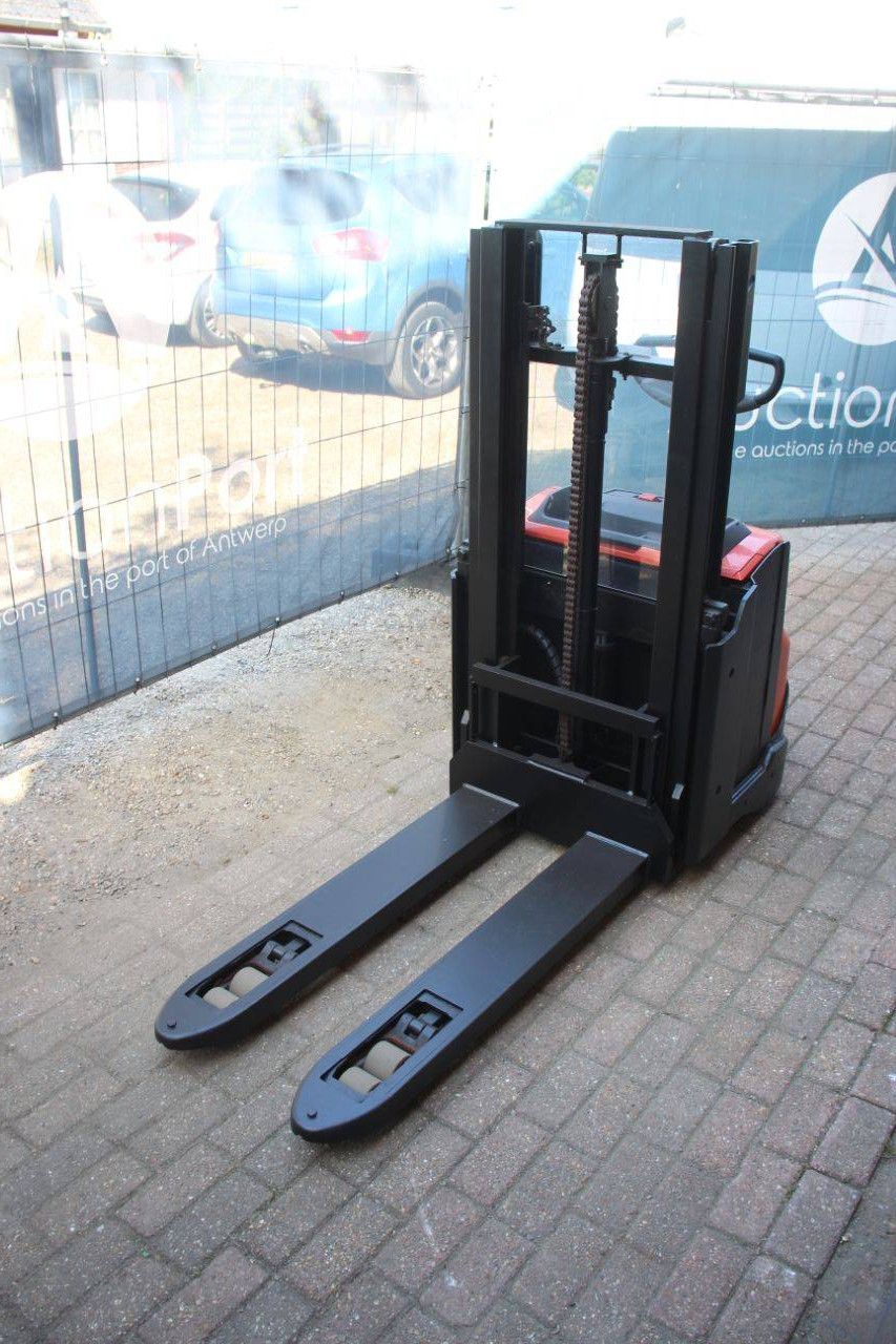 Toyota SWE200D Elektrostapler 1000 kg 2,1 m 2022