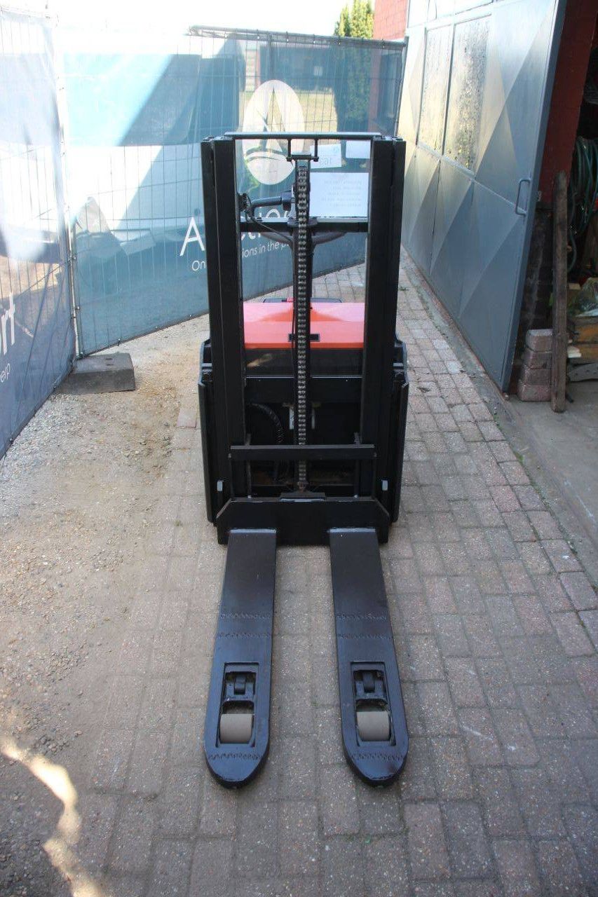 Toyota SWE200D Elektrostapler 2000 kg 2,1 m 2021