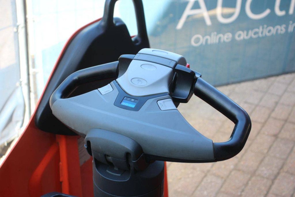 Toyota LPE200 Electric Pallet Truck 2000kg 2020