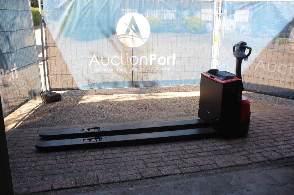 Toyota LWE200 Electric Pallet Truck 2000kg 2023
