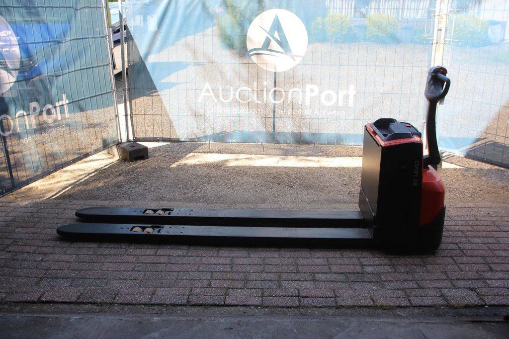 Toyota LWE200 Electric Pallet Truck 2000kg 2023
