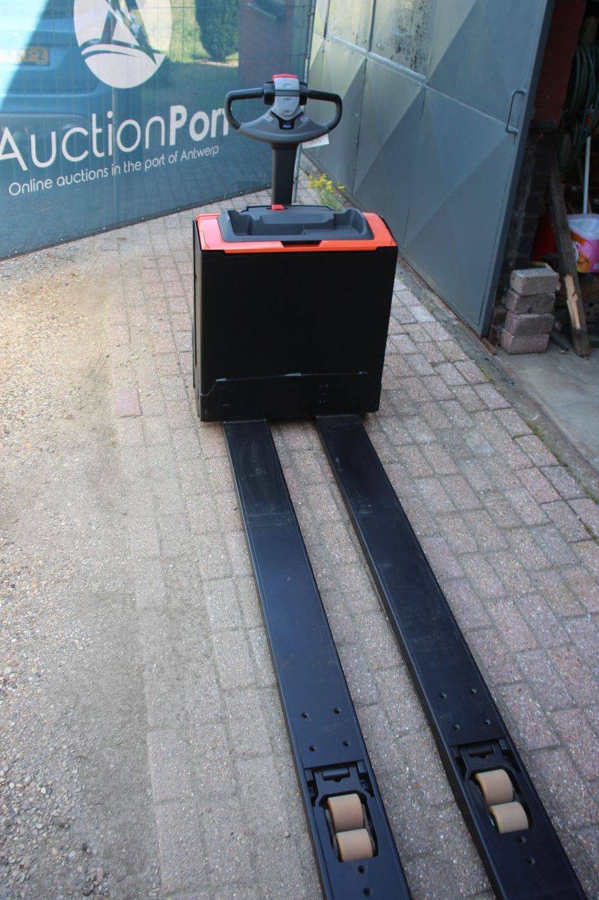 Toyota LWE200 Electric Pallet Truck 2000kg 2023