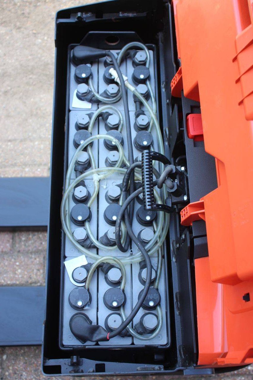 Toyota LWE200 Electric Pallet Truck 2000kg 2023