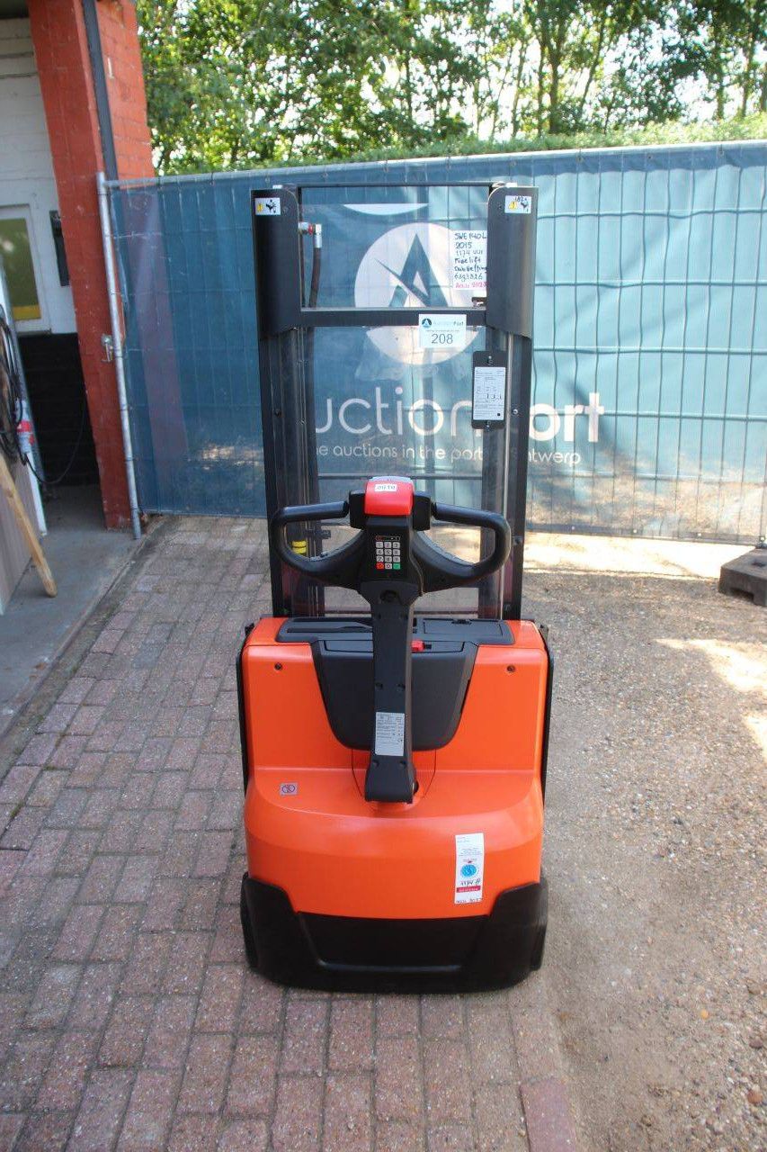 Stacker BT SWE140L Electric 1400kg 2.65m 2015