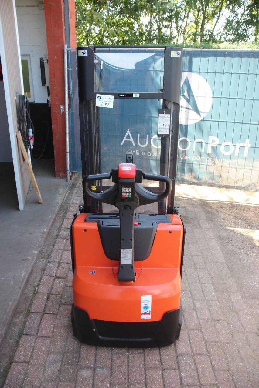 Stapler BT SWE140L Elektro 1400 kg 2,65 m 2015