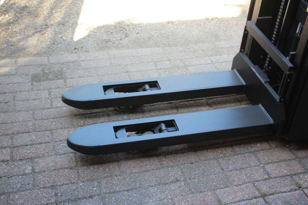 Stapler BT SWE140L Elektro 1400 kg 2,65 m 2015
