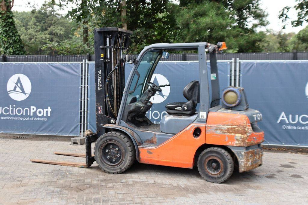 Heftruck Toyota 8FGJF35 LPG 2761kg 4.7m 2008