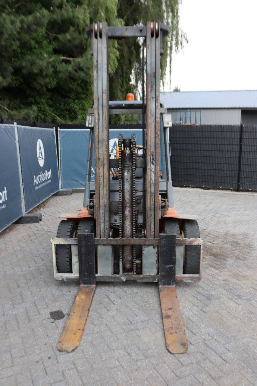 Heftruck Toyota 30 LPG 3000kg 1999