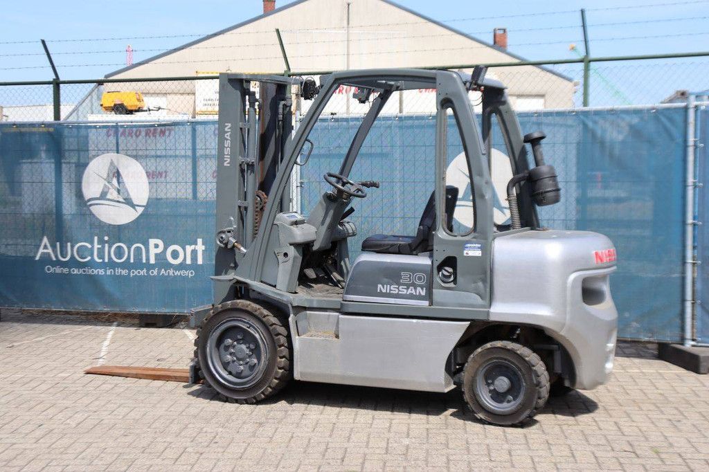 Heftruck Nissan 30 Diesel 3000kg