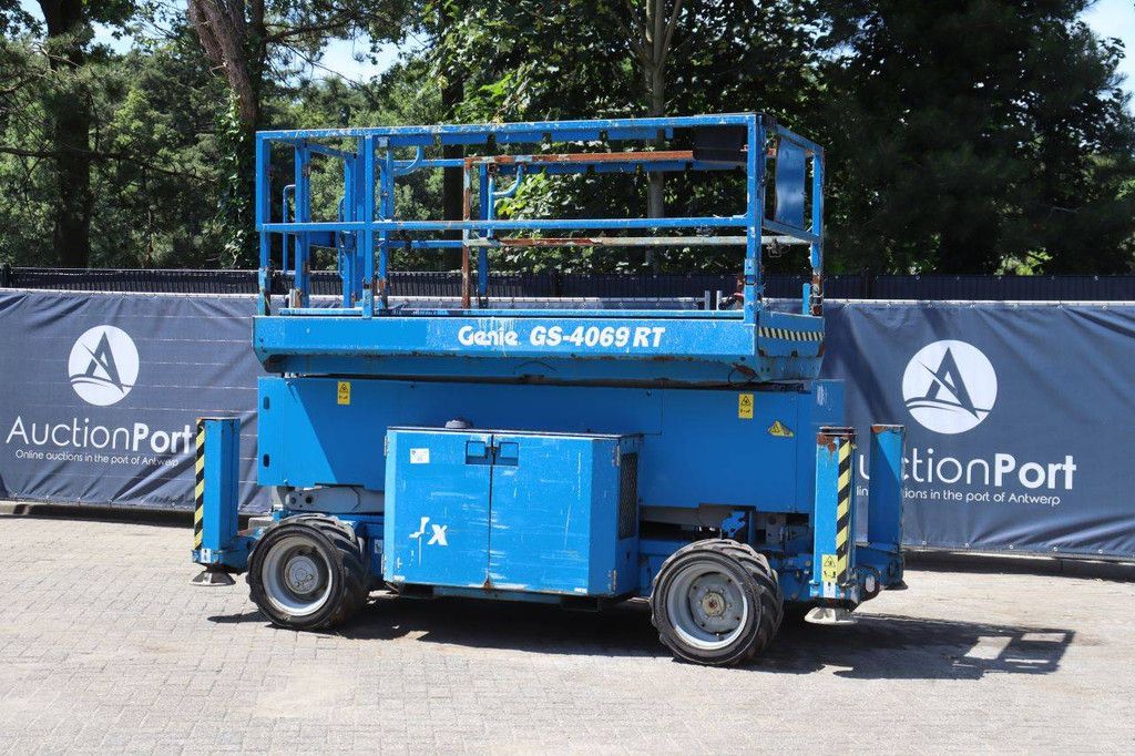 Scherenbühne Genie GS-4069 RT Diesel 363 kg 14,12 m 2014
