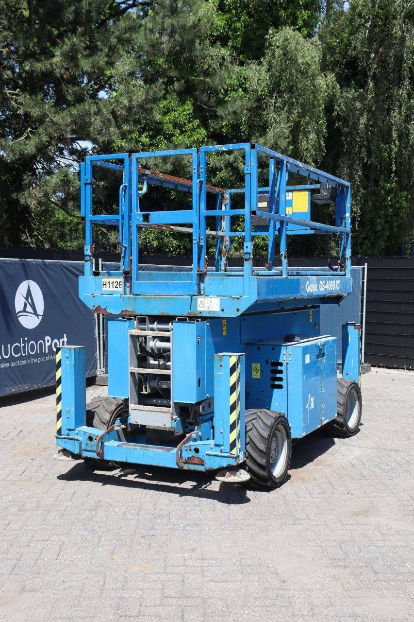 Scherenbühne Genie GS-4069 RT Diesel 363 kg 14,12 m 2014