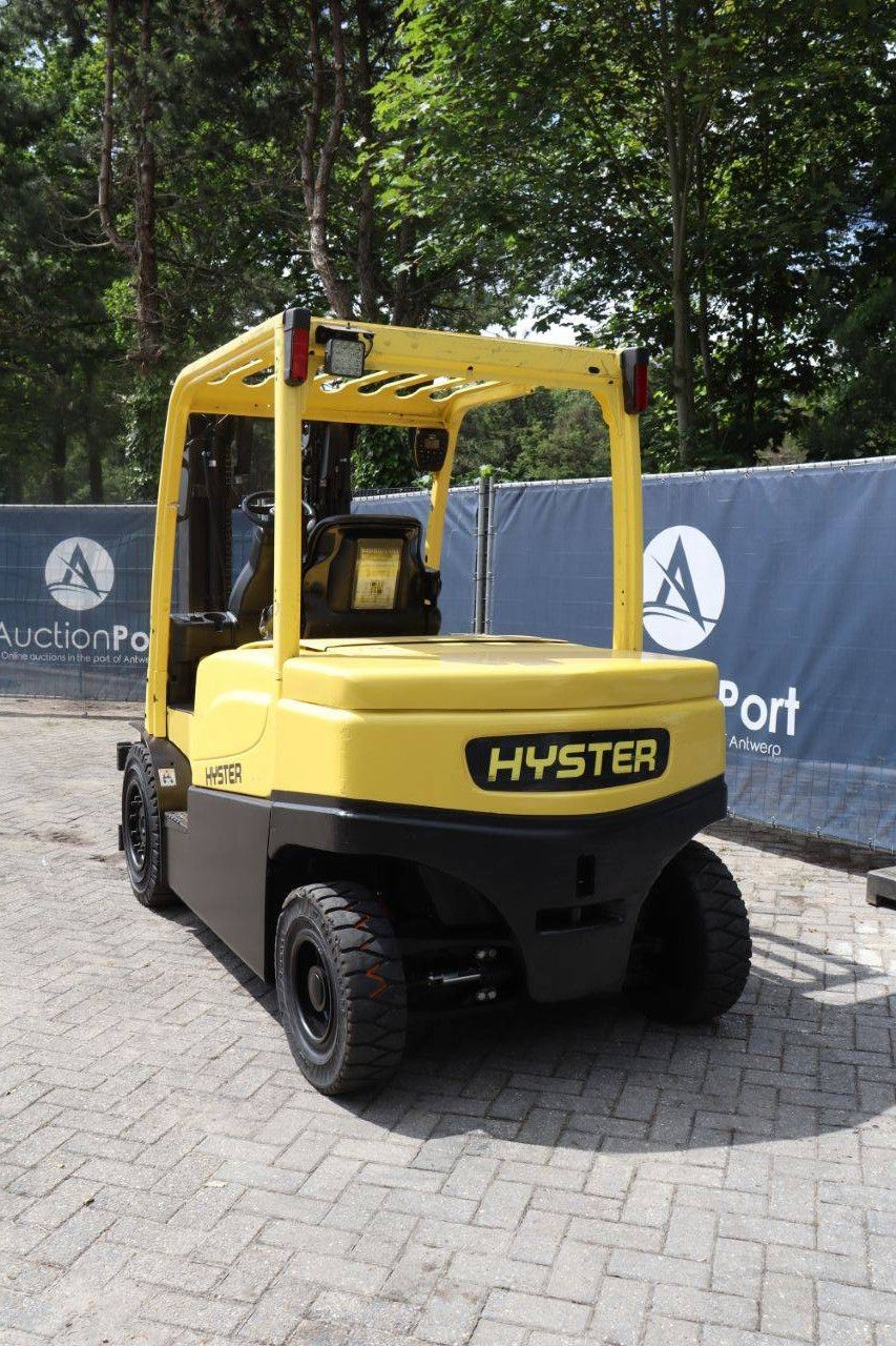 Hyster J4.0XN Electric Forklift 4000kg 4.56m 2014
