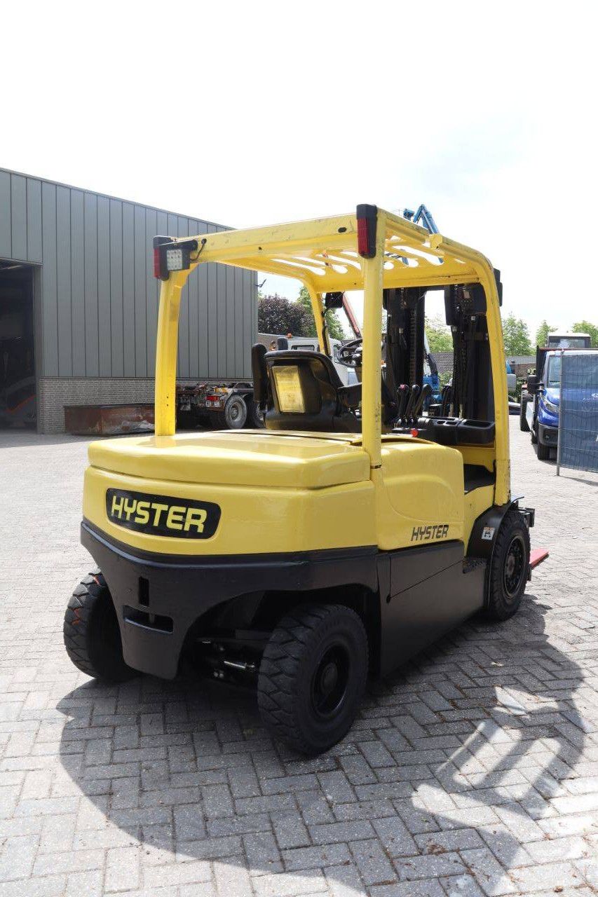 Hyster J4.0XN Electric Forklift 4000kg 4.56m 2014