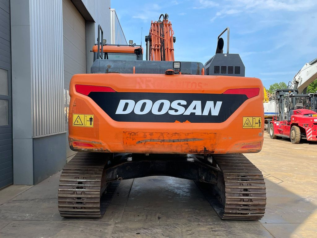 Doosan DX255LC-5