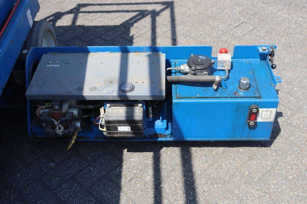 Skyjack SJIII-3226 Elektrische Scherenbühne 227 kg 9,9 m 2015