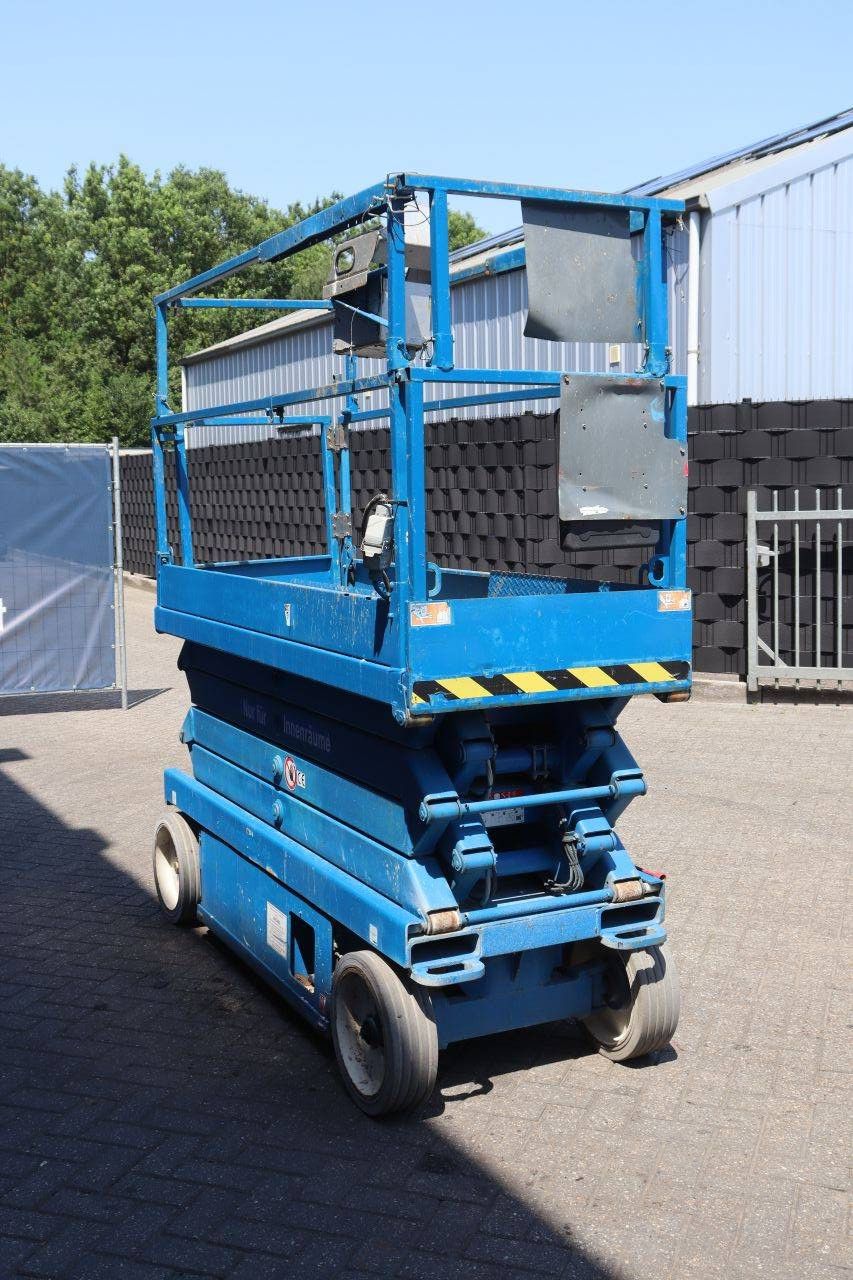 Skyjack SJIII-3226 Elektrische Scherenbühne 227 kg 9,9 m 2015