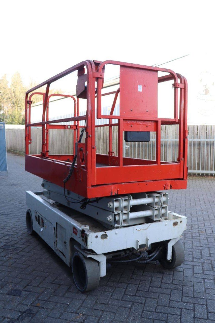 Scherenbühne Genie GS-2046 Elektrisch 8,1 m 2013