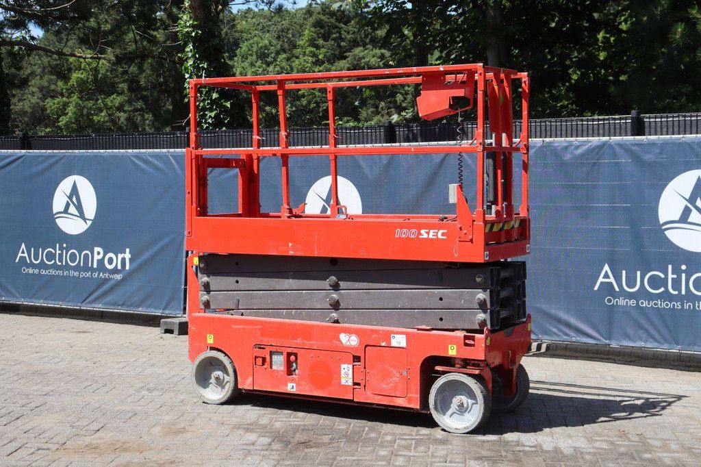 Manitou 100 SEC Elektrische Scherenbühne 227 kg 9,9 m 2015