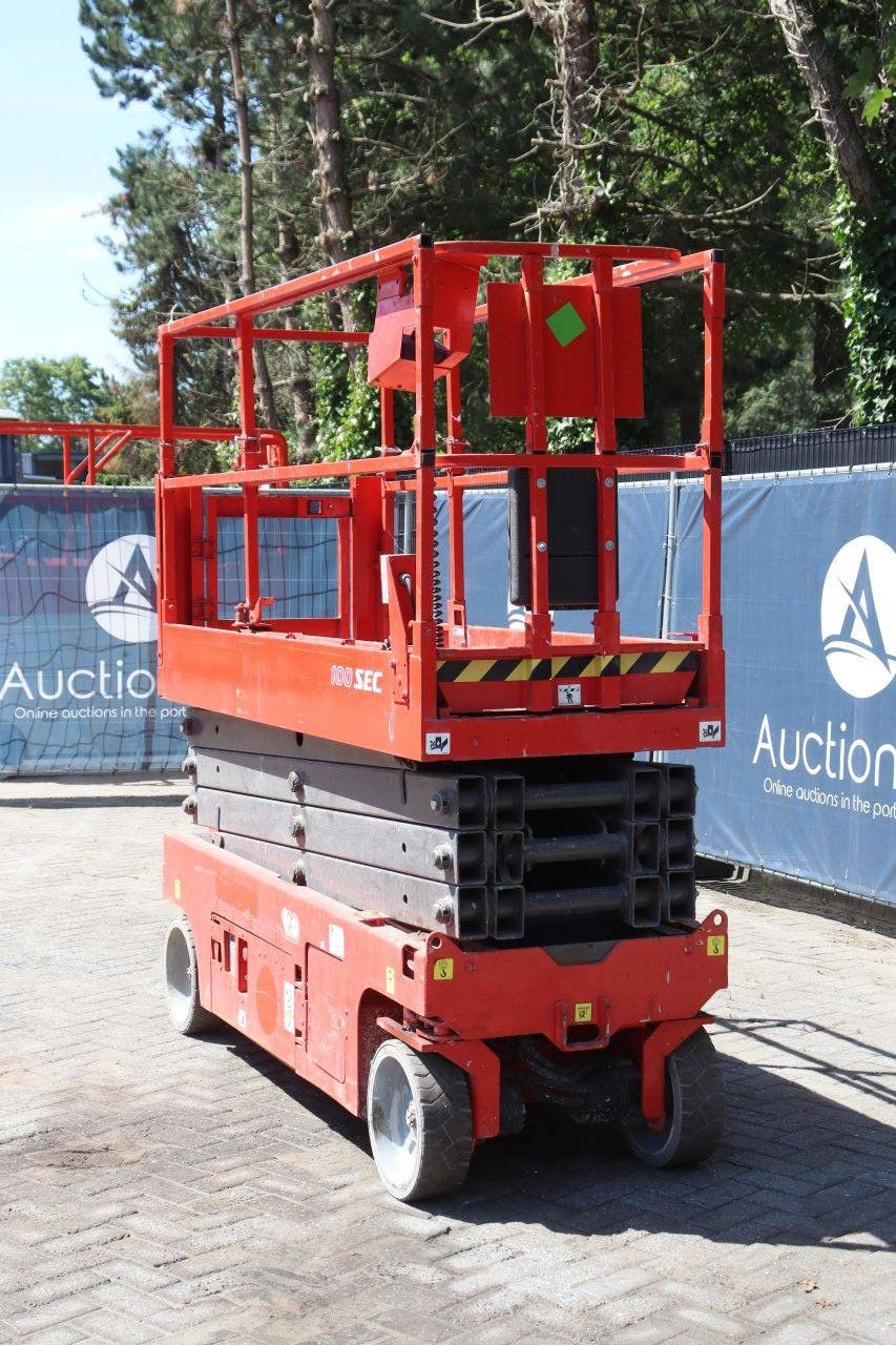Manitou 100 SEC Elektrische Scherenbühne 227 kg 9,9 m 2015